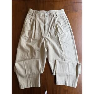 Liz Claiborne Lizsport Women's Pleated Khaki Pants - Size 12.